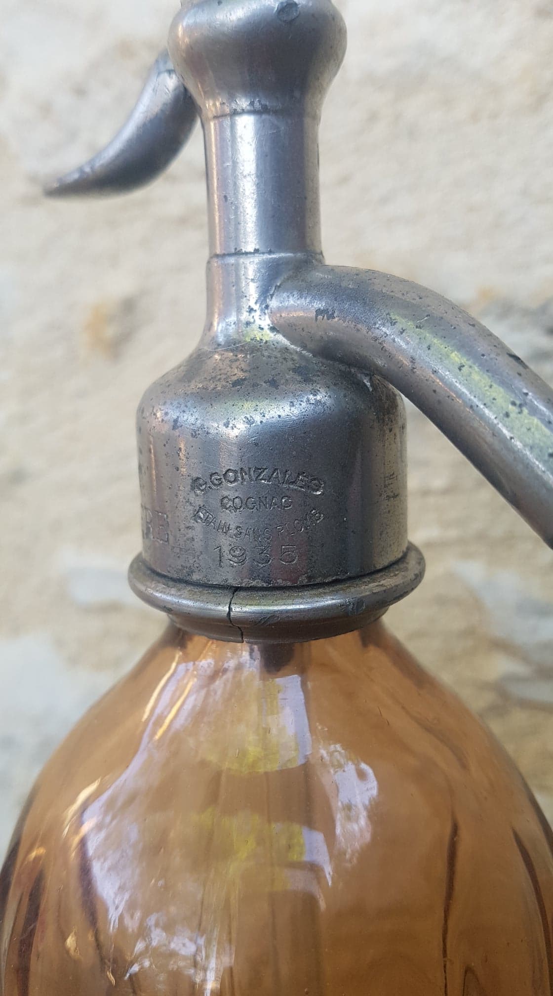 A. Veysset brewery siphon
