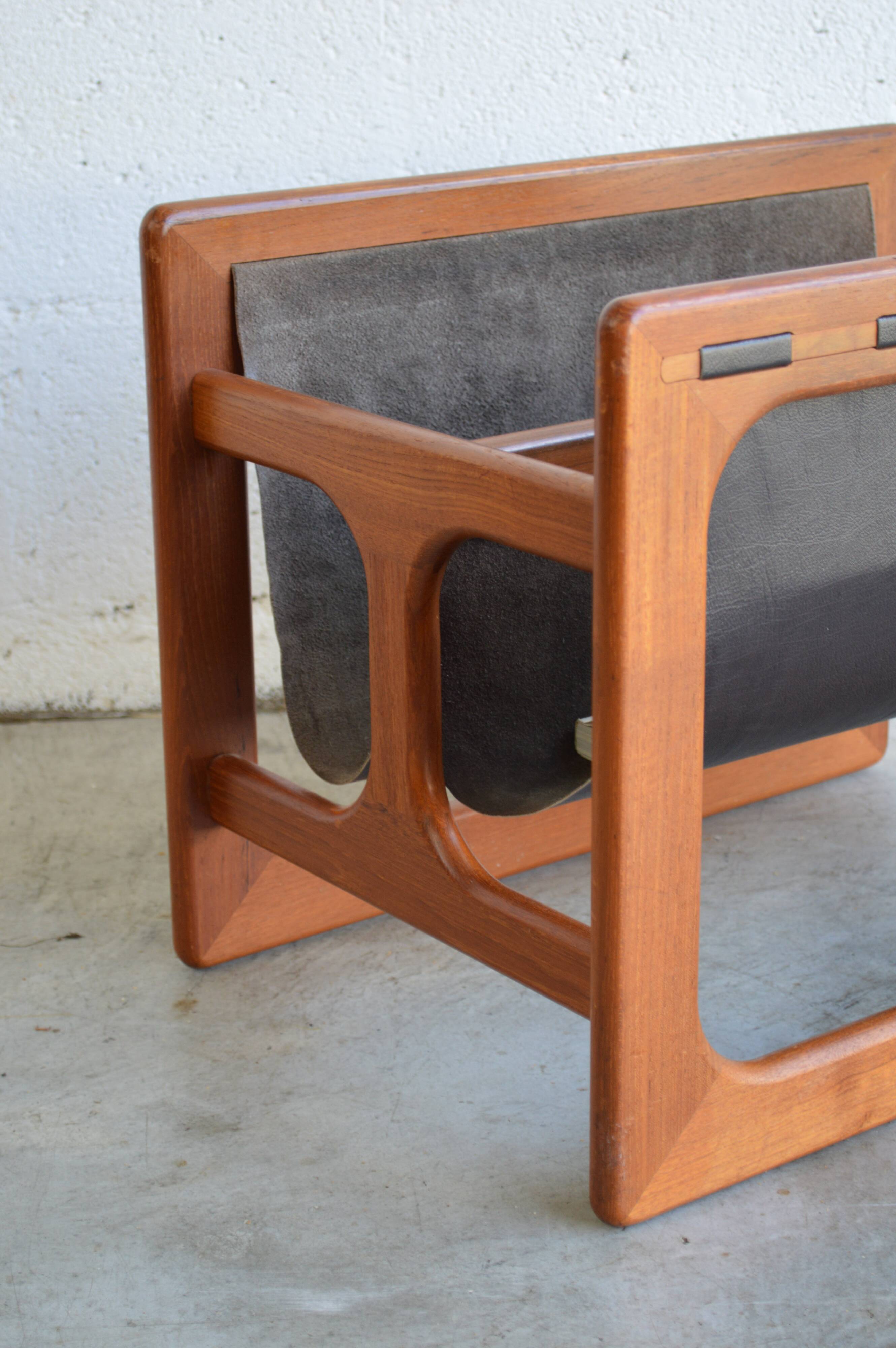 Teak magazine rack by Aksel Kjersgaard for Salin Møbler, 1960s.