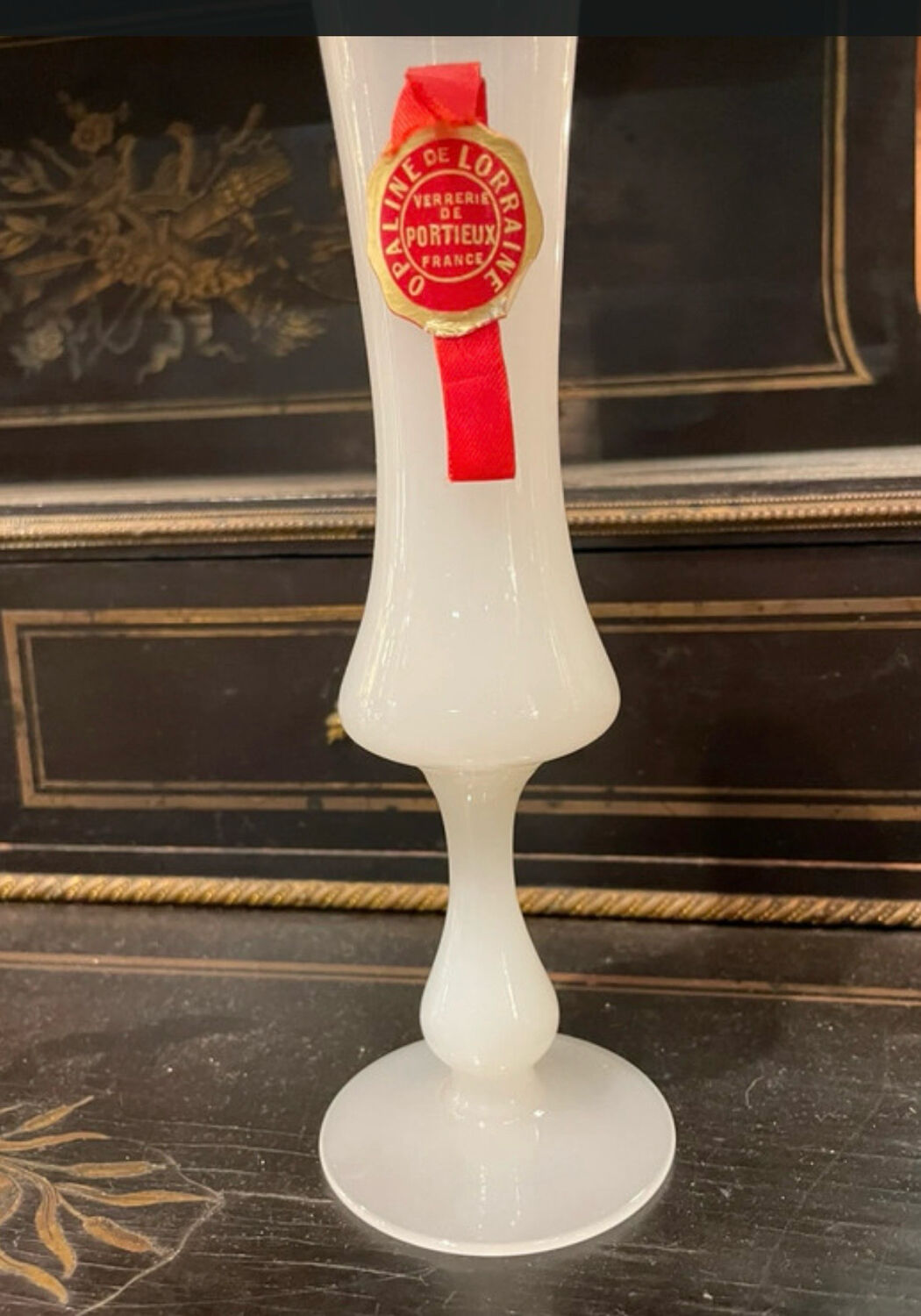 Opaline vase from Lorraine