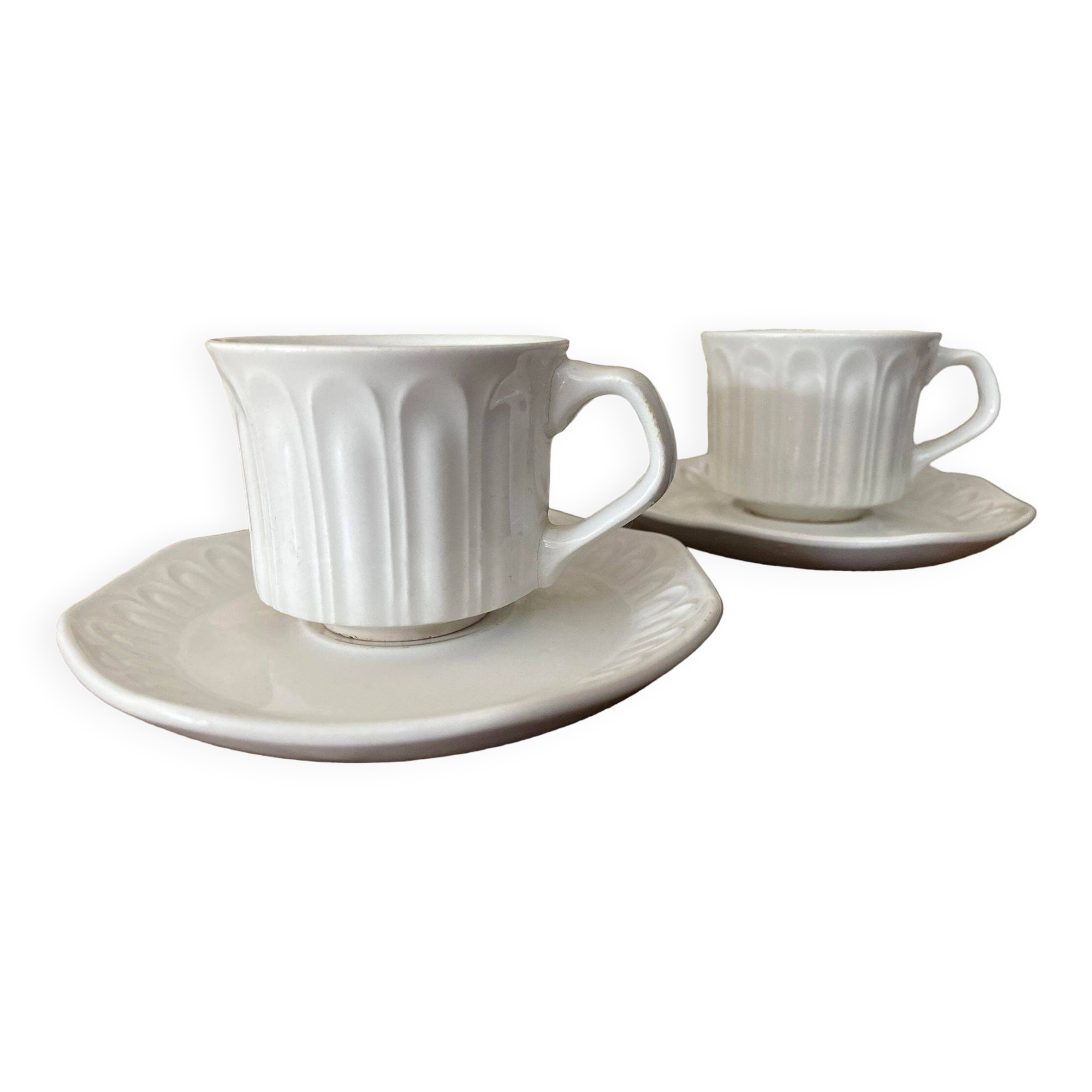 Set of 2 Spanish White Alfar Etrusco Cups and Saucers