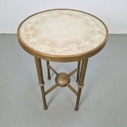 Table d'appoint ronde en cuivre Art Déco par P. Cool, 1933