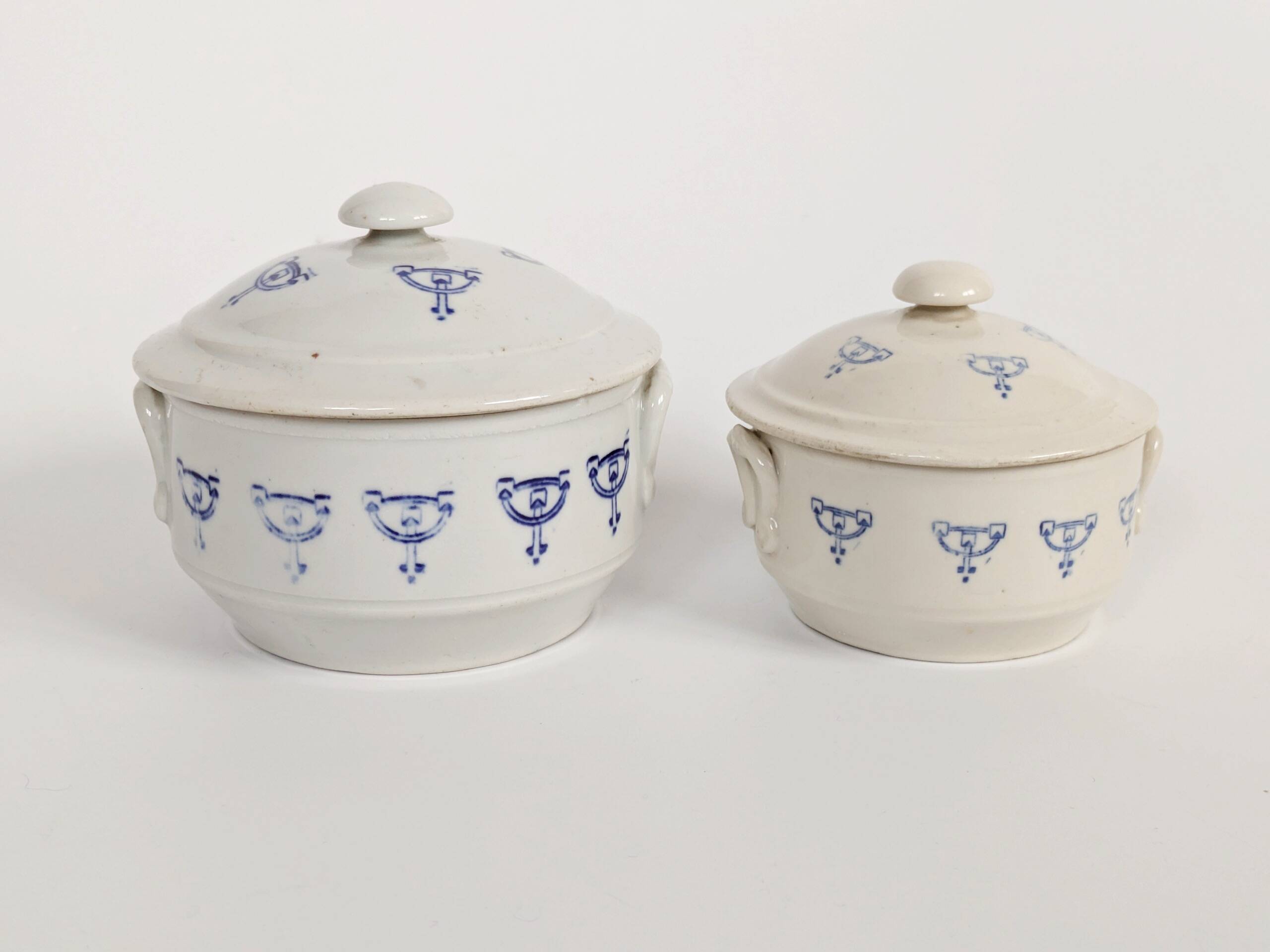 Set of 2 vintage ceramic terrines from Saint-Uze, Art Deco.