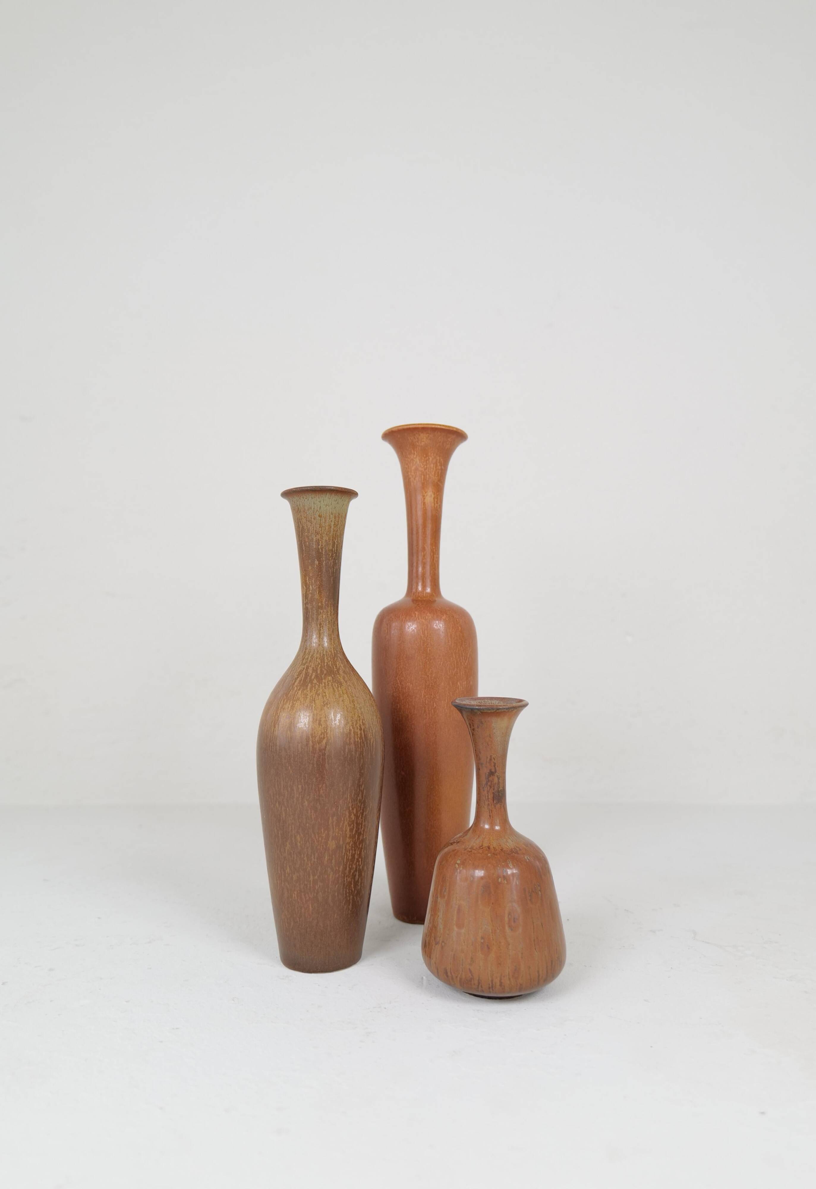 Modern group mid-century of 3 earthenware vases Rörstrand by Gunnar Nylund, Sweden