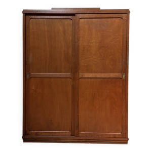 Armoire parisienne à - coulissantes