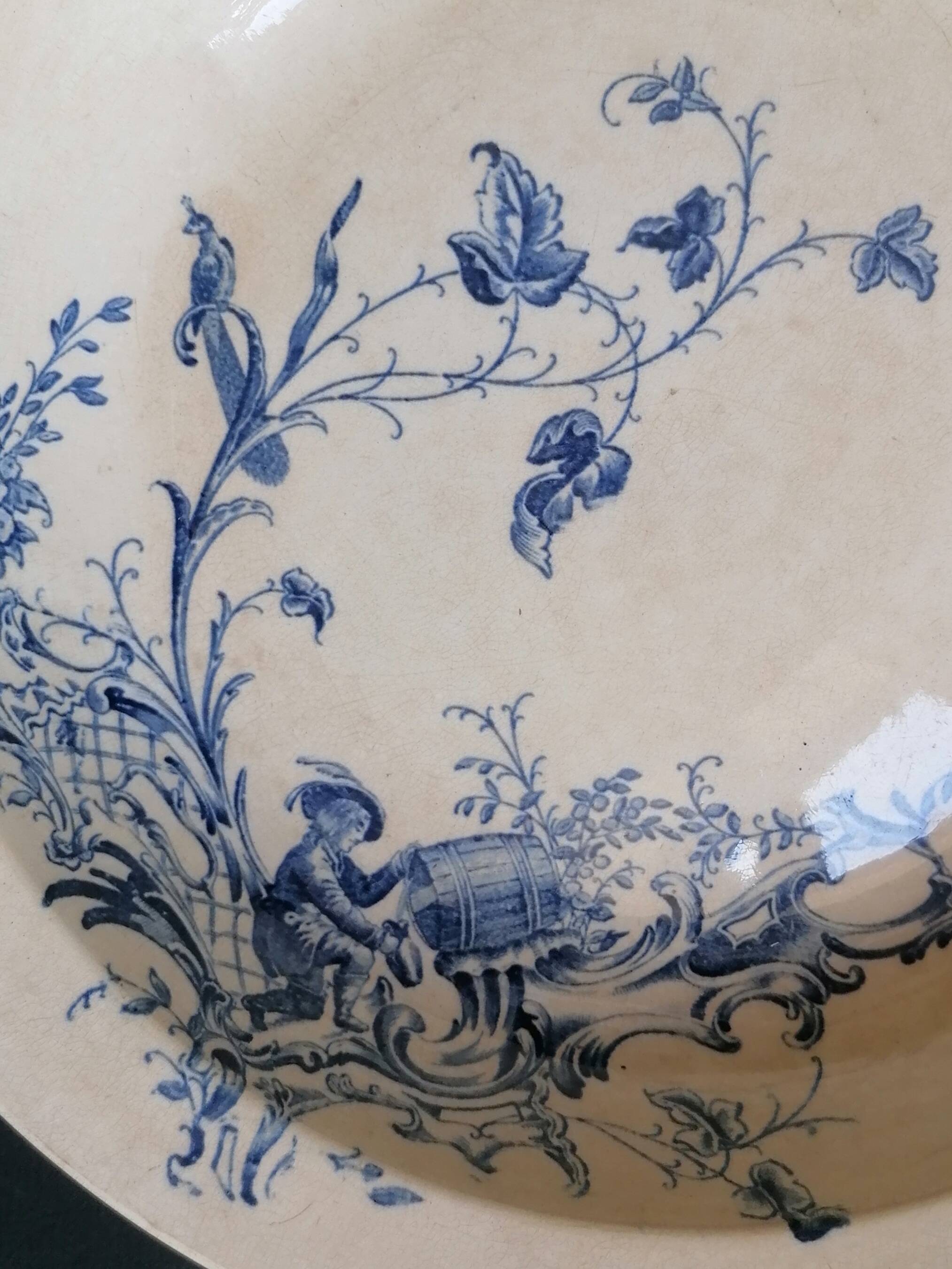 Shallow dish, iron earth, Jules Vieillard, 19th century.