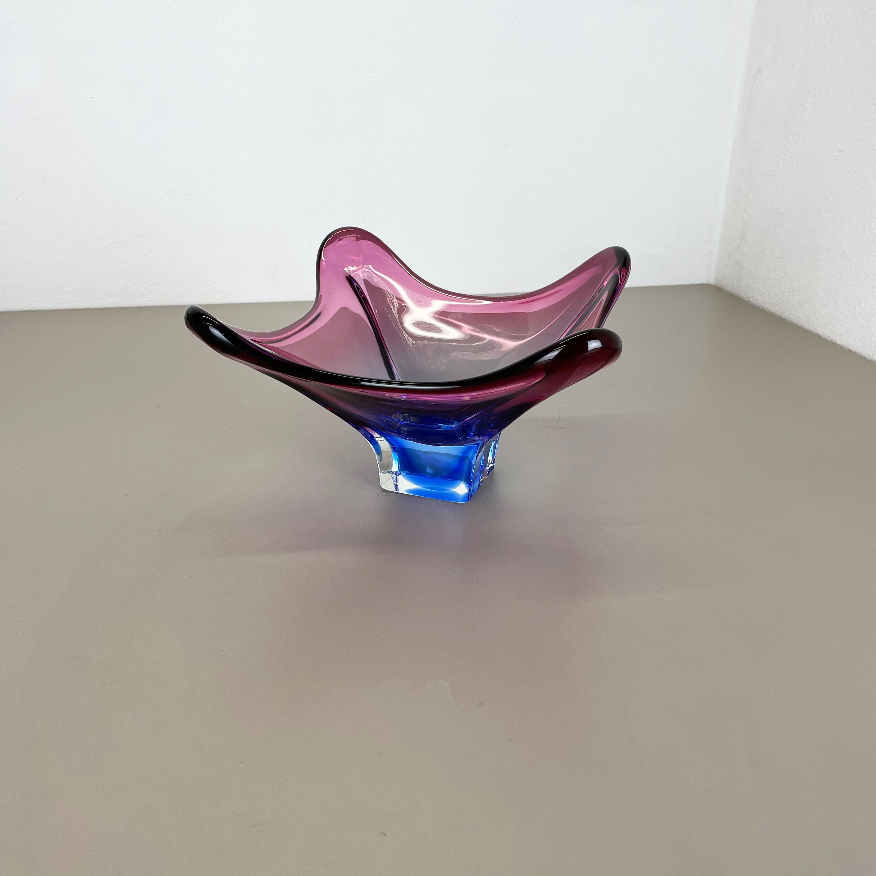 Floral glass bowl shell centerpiece by Fratelli Toso Murano, Italy, 1970s