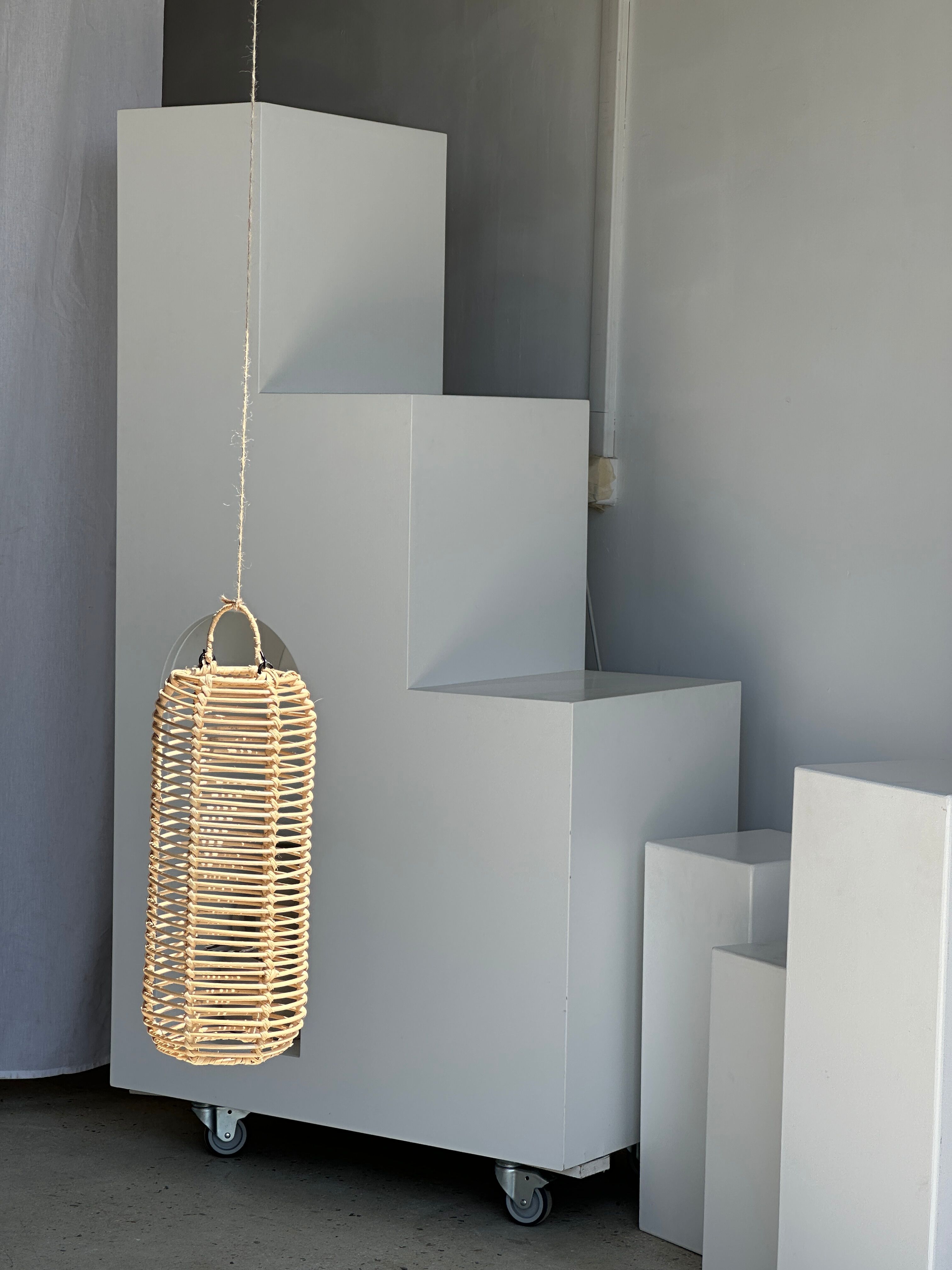 Small lantern-shaped rattan suspension H35 D15