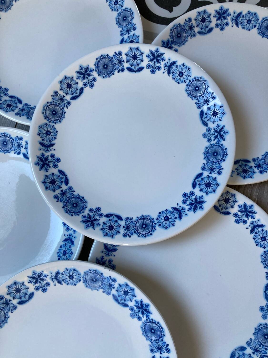 Assiettes à dessert en faïence de Luneville Blue Flowers