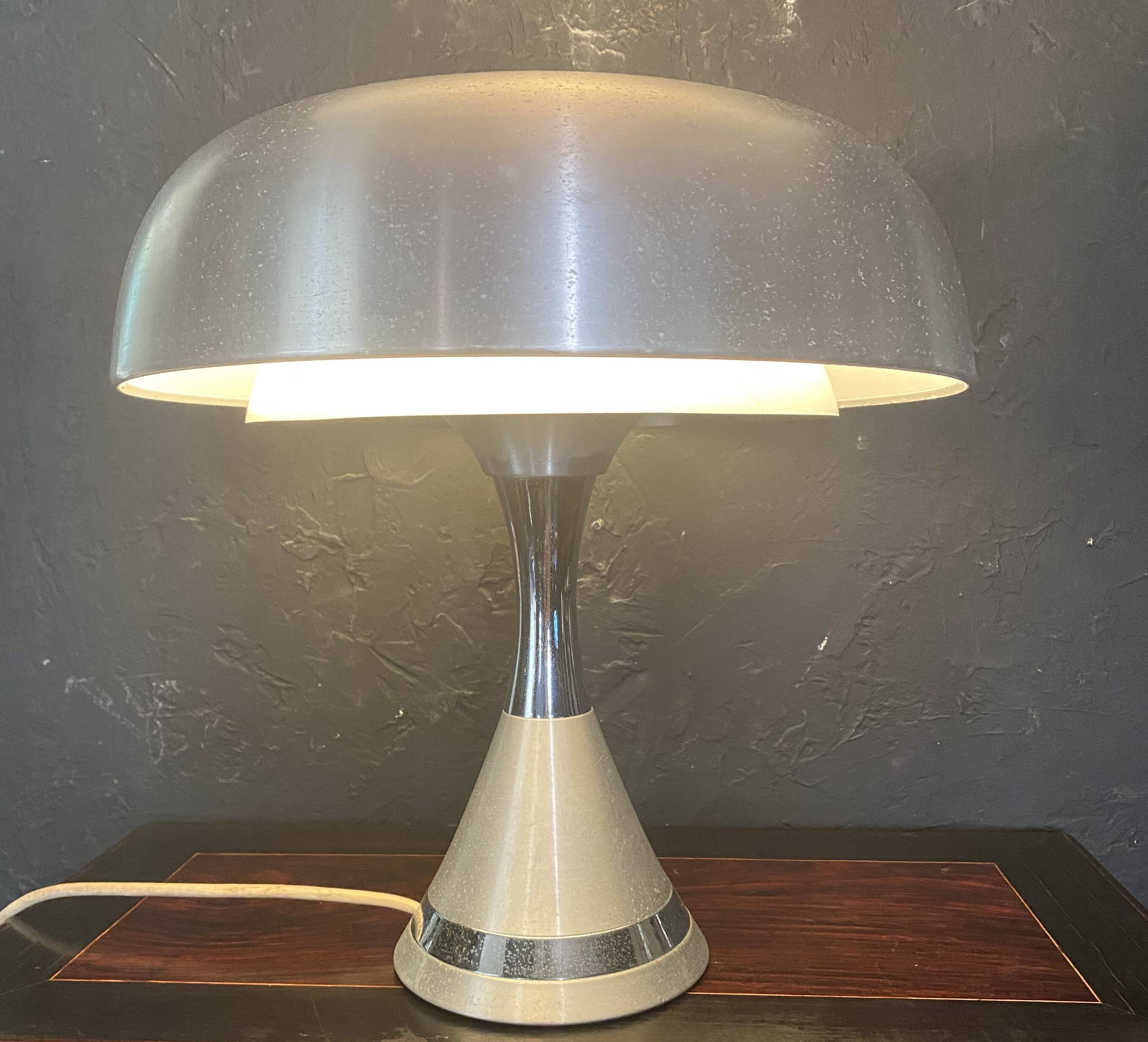 Mushroom lamp - Harvey Guzzini - Italy - 20th century