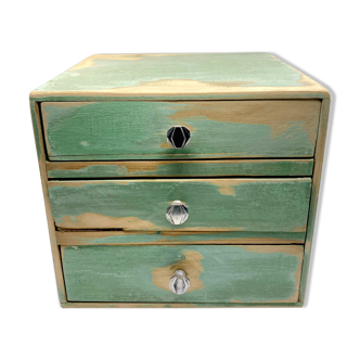 Drawer loom cabinet
