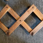 Porte manteau scandinave en pin massif