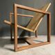 Fauteuil en bois moderniste