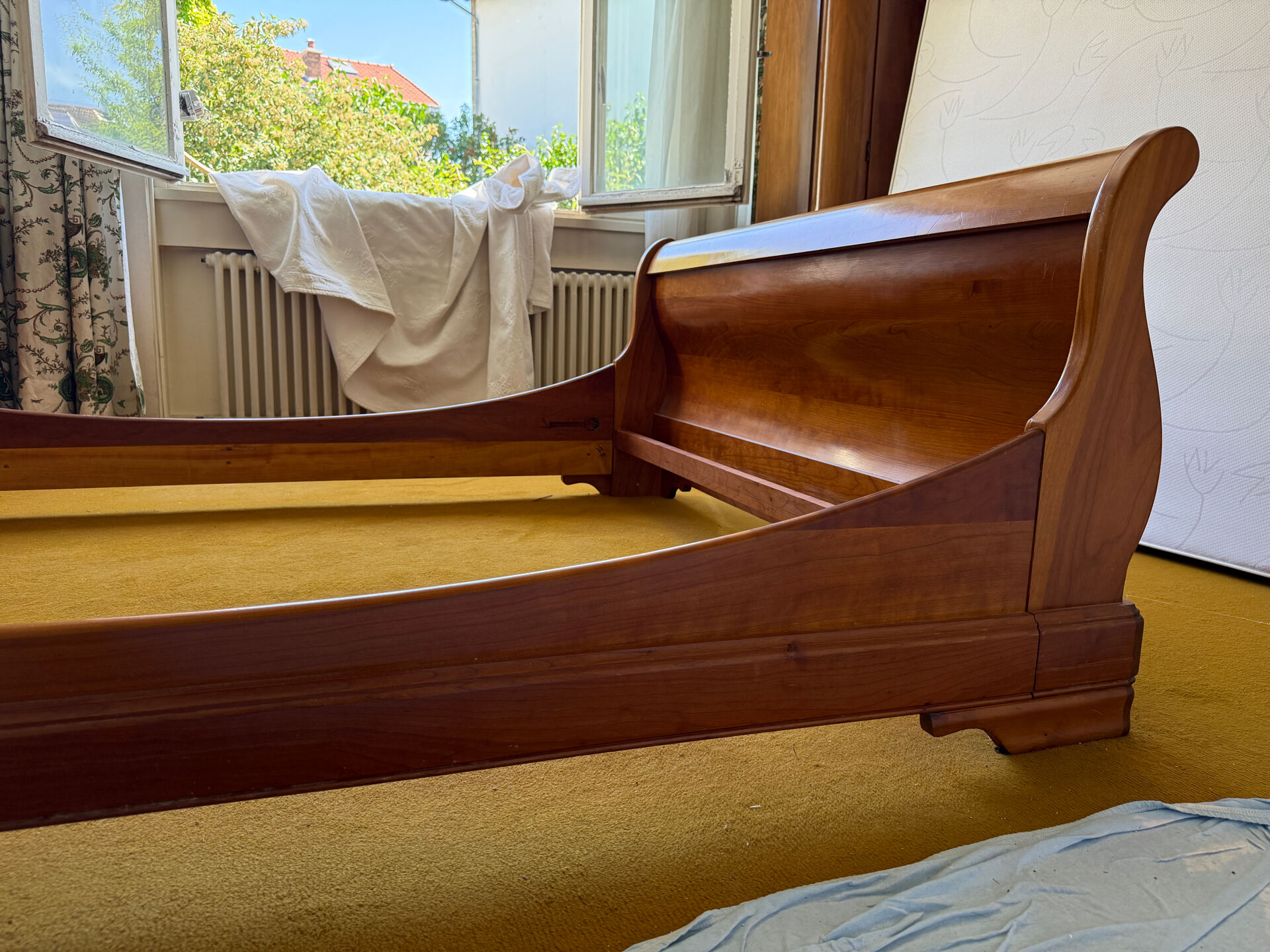Bed and bedside tables