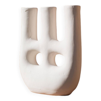 Hayda white ceramic vase