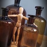 Apothecary bottle