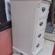 Petite commode anglaise patinée lin vieilli