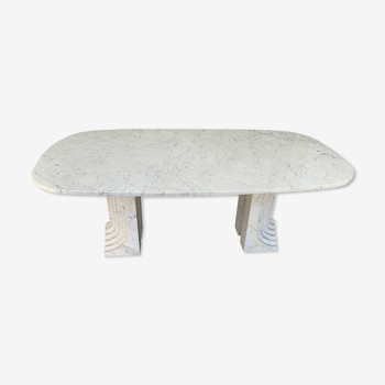 Carrara marble table