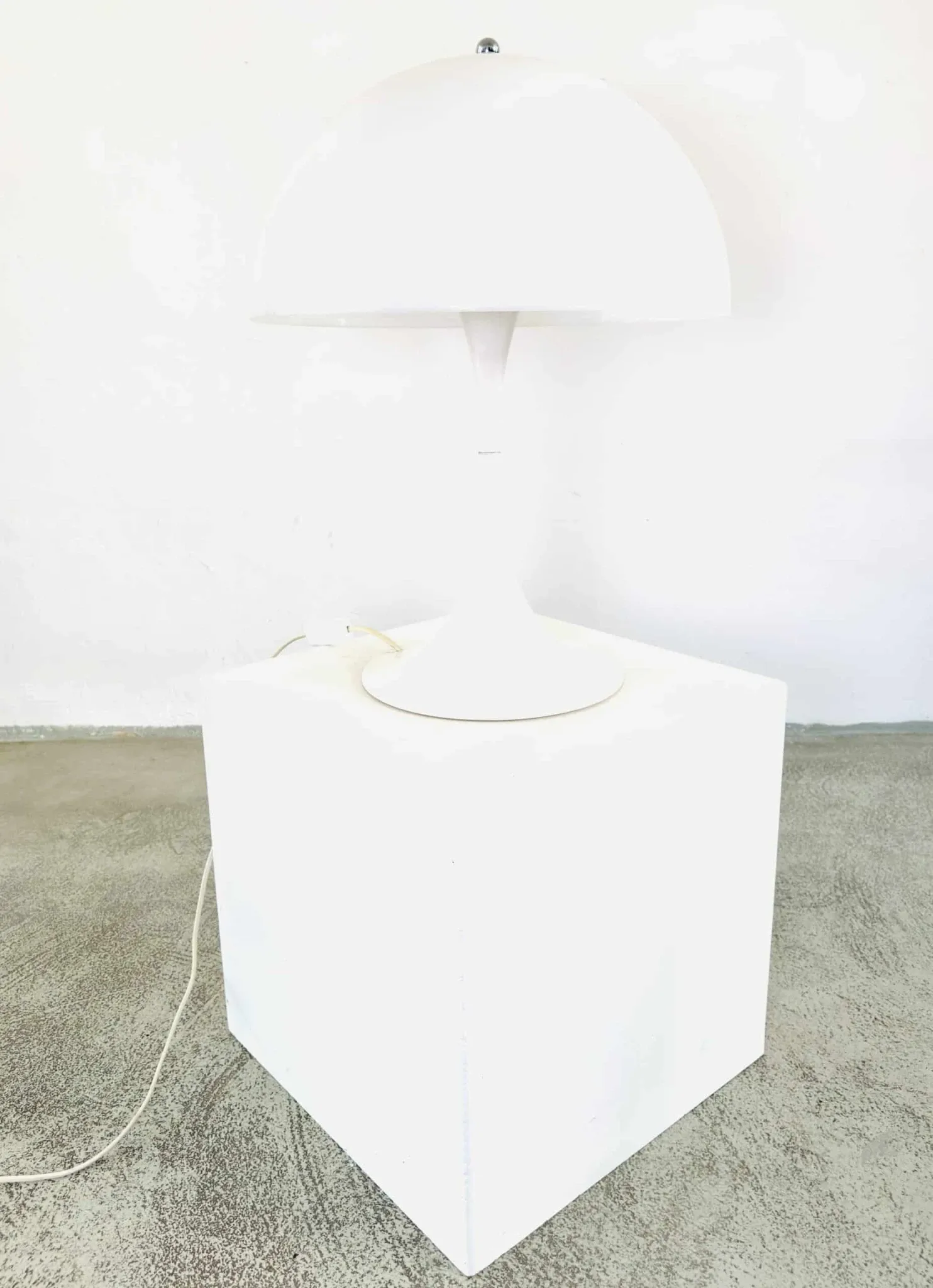 Panthella 'Mushroom' Table Lamp By Verner Panton For Louis Poulsen, Denmark, 1971
