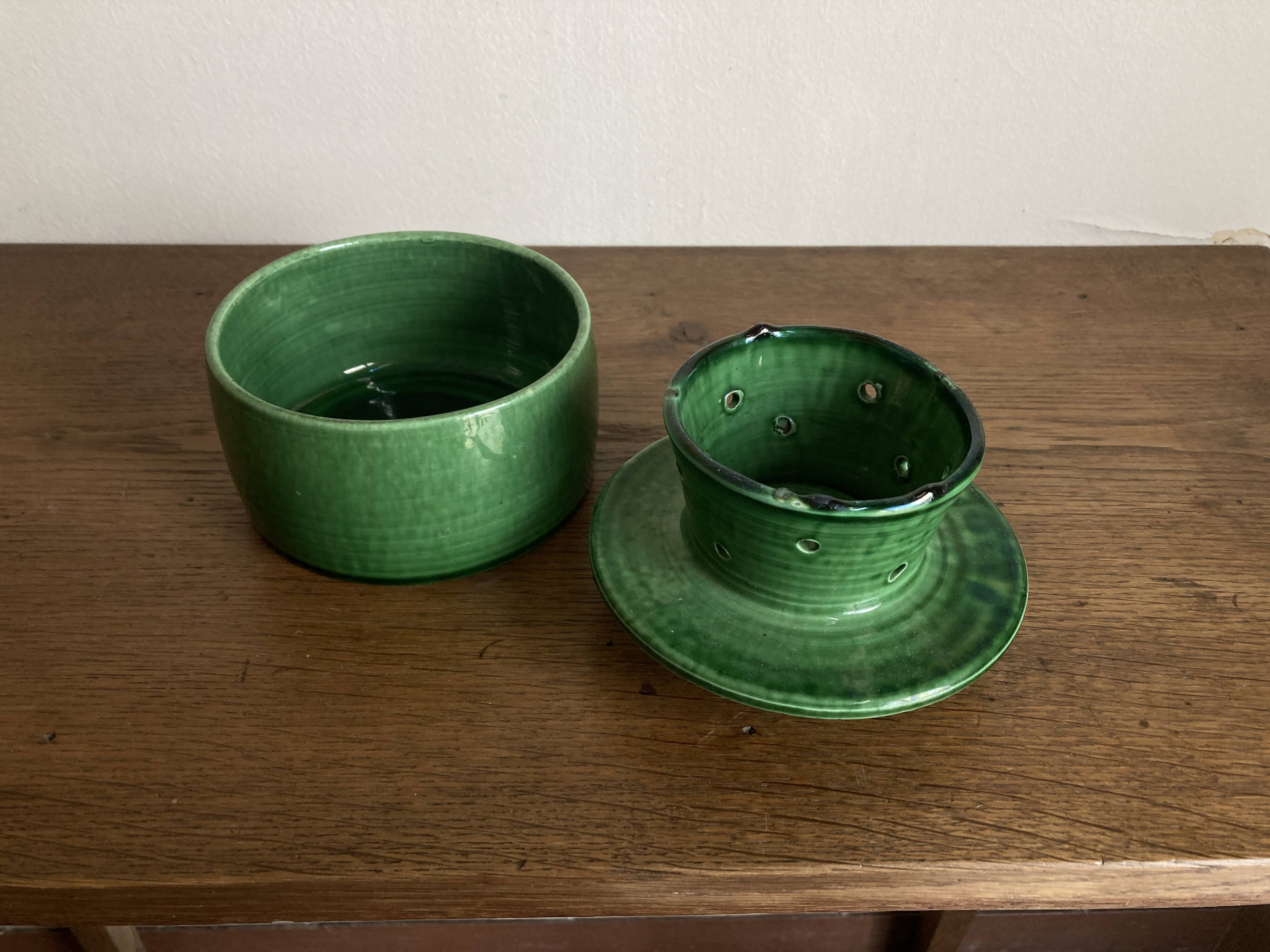 Foucart Jourdan Green glazed earthenware butter dish with water reservoir, 1960