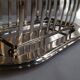 Taost door in silver metal