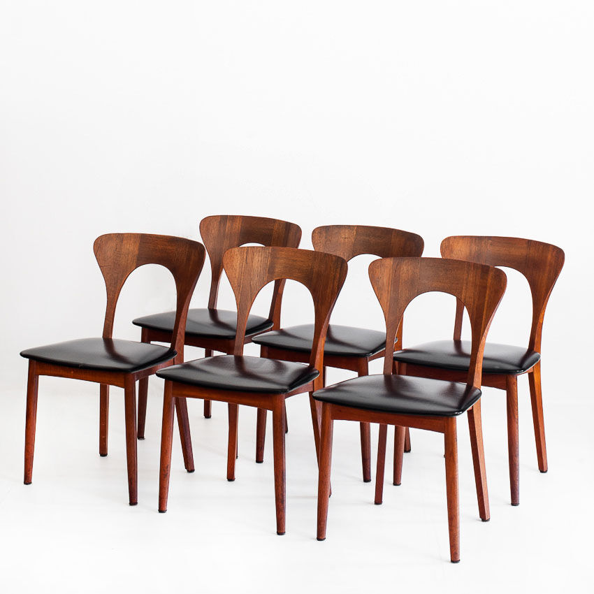 Suite de 6 chaises "Pierre". Palissandre. Niels Koefoed. Danemark, 60s