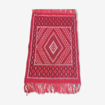 Handmade red margoum carpet in pure wool, 105x70 cm