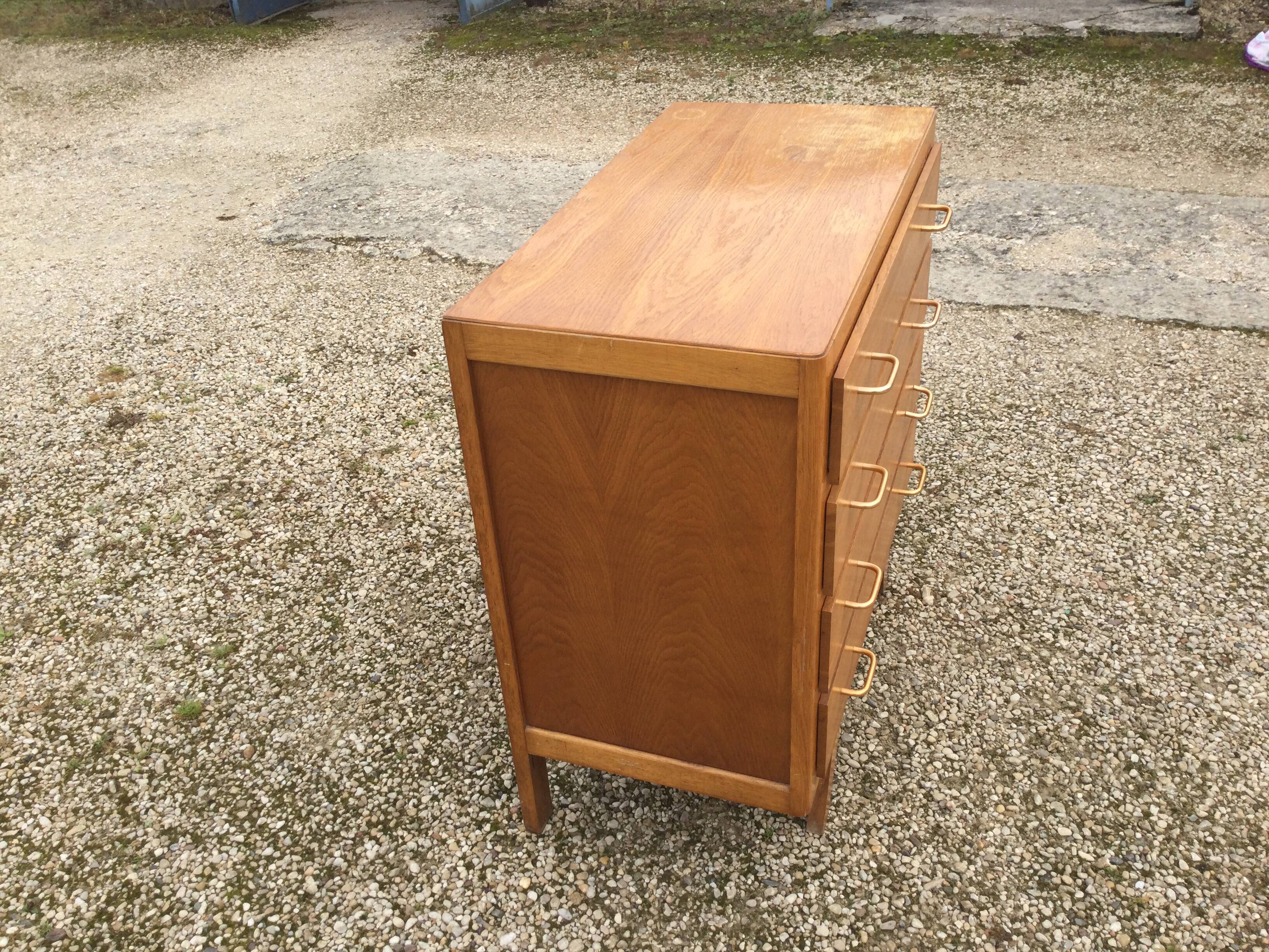 Vintage chest of drawers