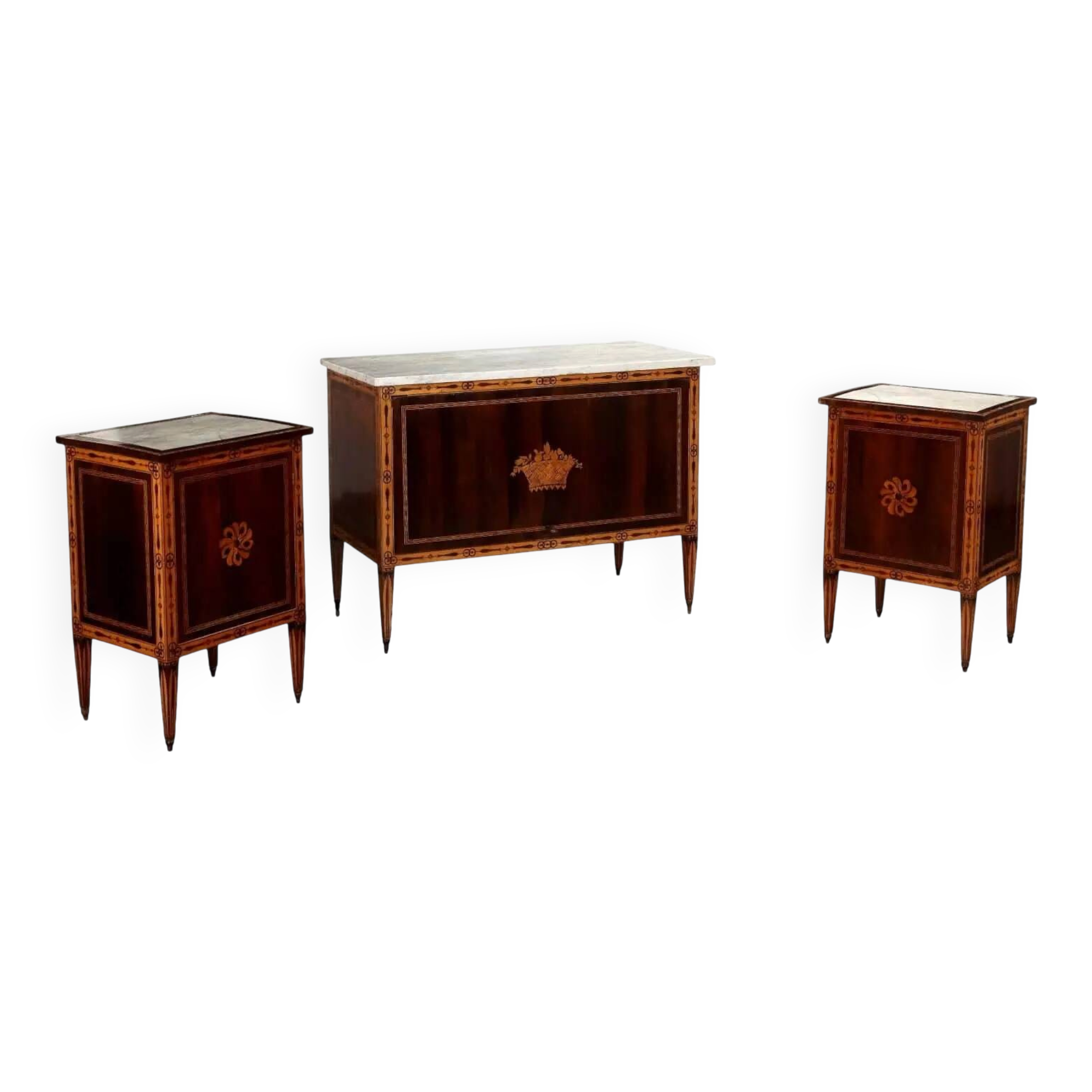 Suite de chambre antique néoclassique en divers bois, Toscane, XVIIIe siècle.