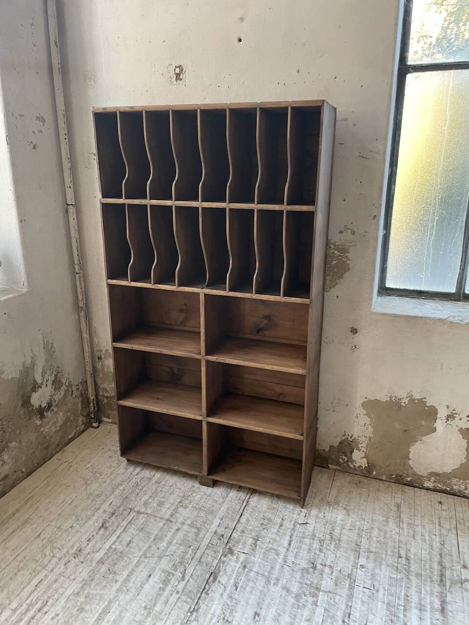 Trade furniture with boxes