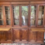 Large two-body showcase library