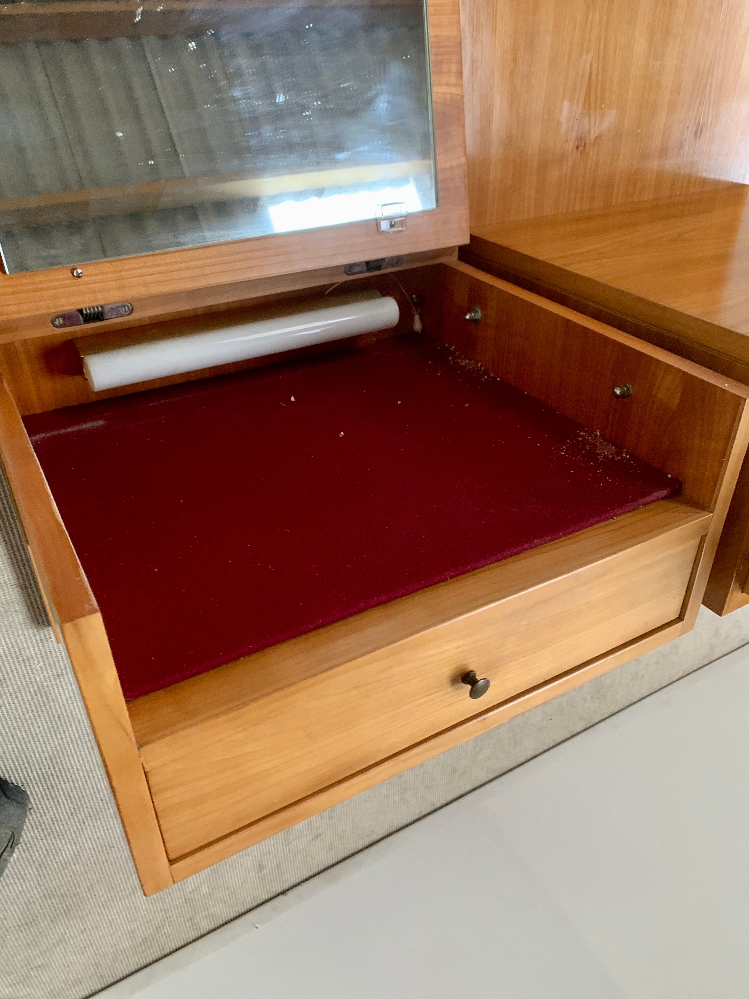 Hall -sidetable  vintage 1960  Belgium