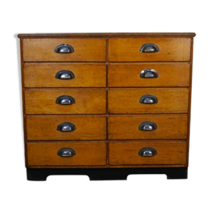 Apothecary cabinet or bank of drawers