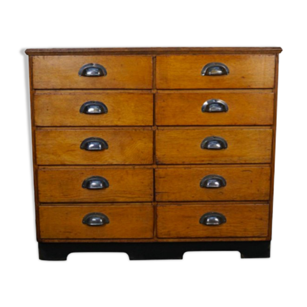 Apothecary cabinet or bank of drawers in oak and German pine mid-twentieth century
