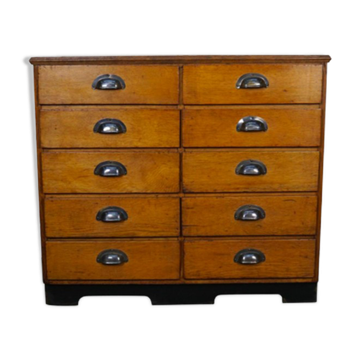 Apothecary cabinet or bank of drawers in oak and German pine mid-twentieth century