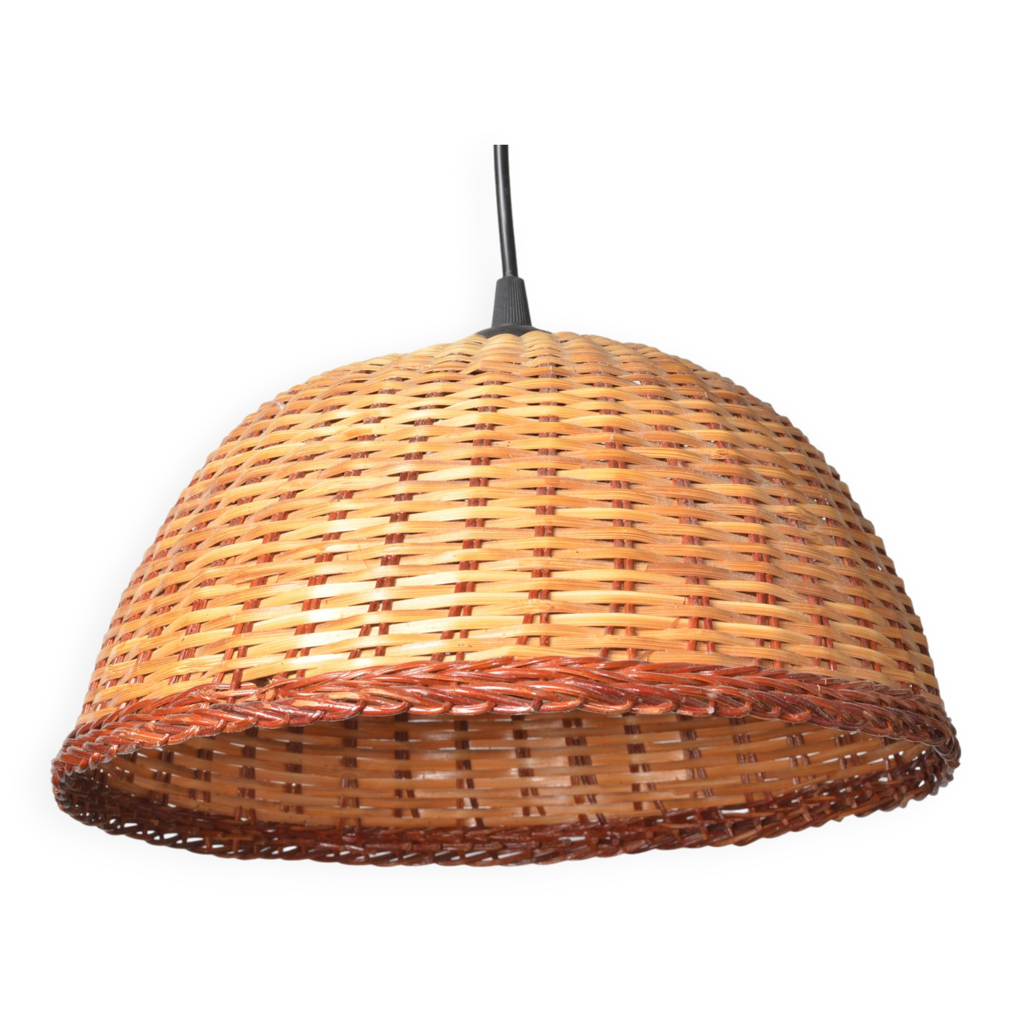 Woven rattan pendant light