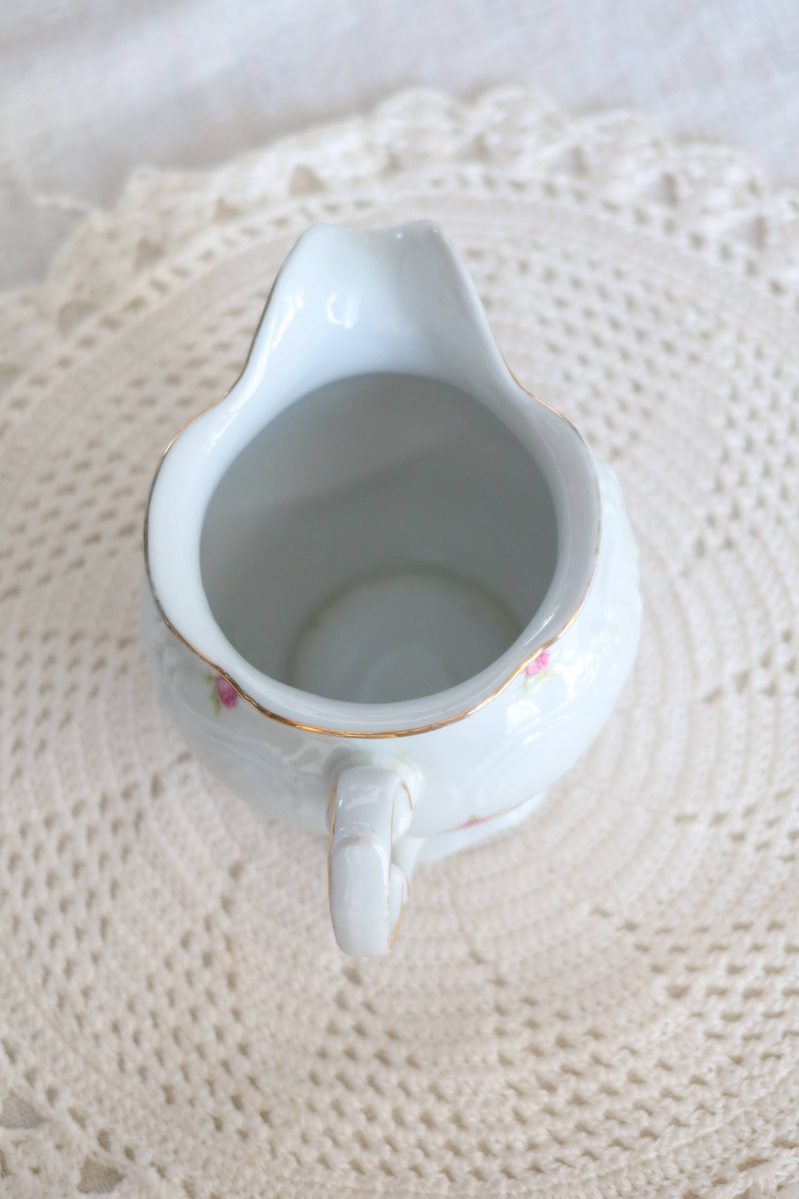 Vintage white porcelain milk jug – Romantic floral pattern