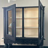 Colonial style display cabinet
