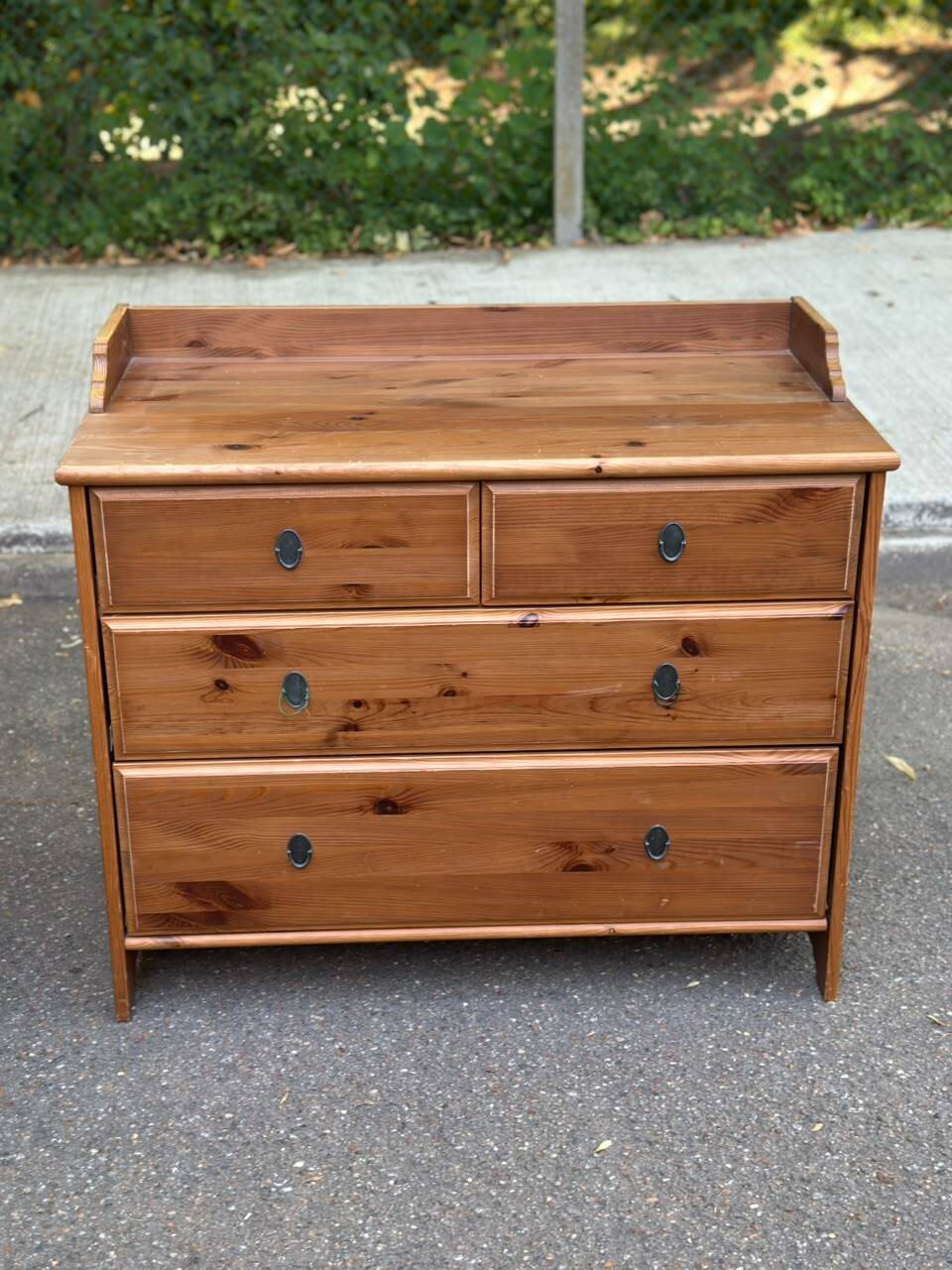Commode scandinave en bois massif avec 4 tiroirs années 90