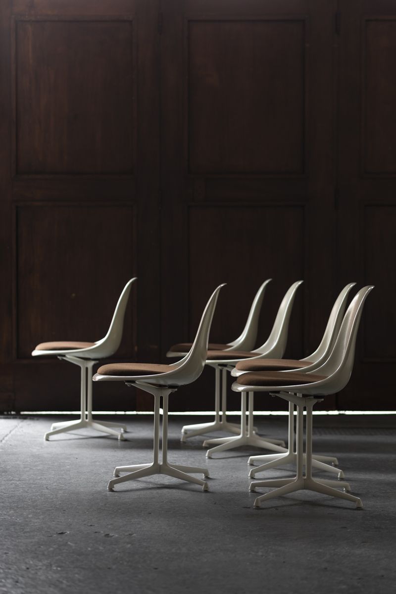 Set of 6 dining chairs 'La Fonda' designed by Charles & Ray Eames for Herman Miller