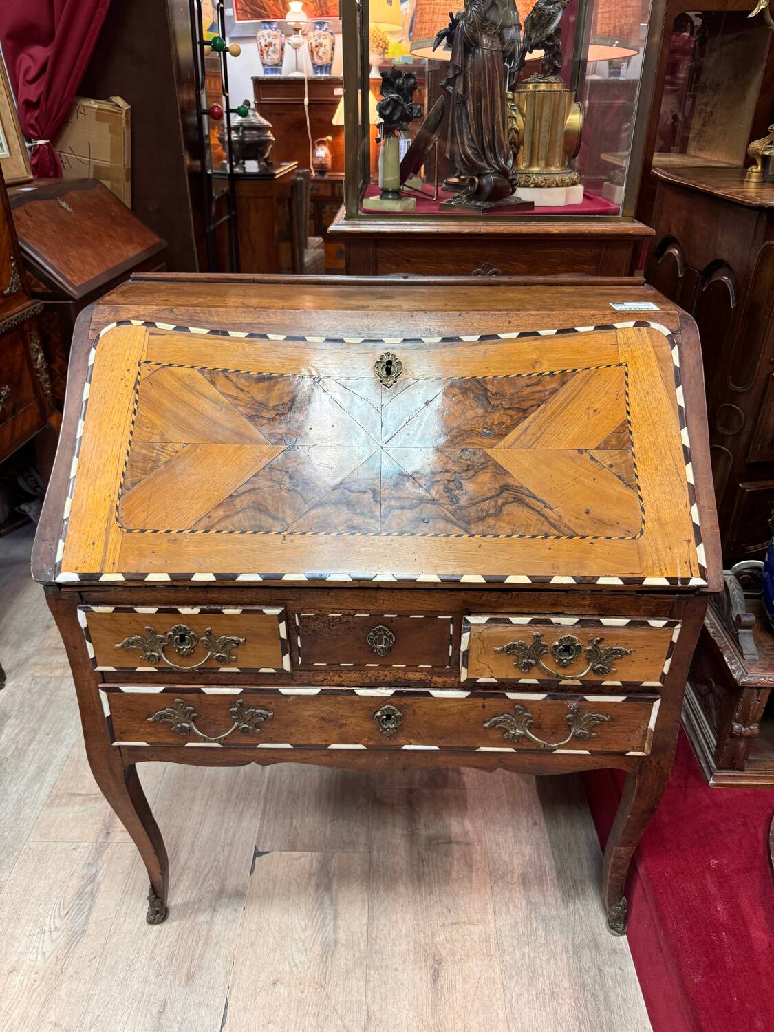 Bureau de pente