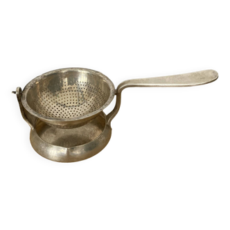 Christofle silver swivel tea strainer