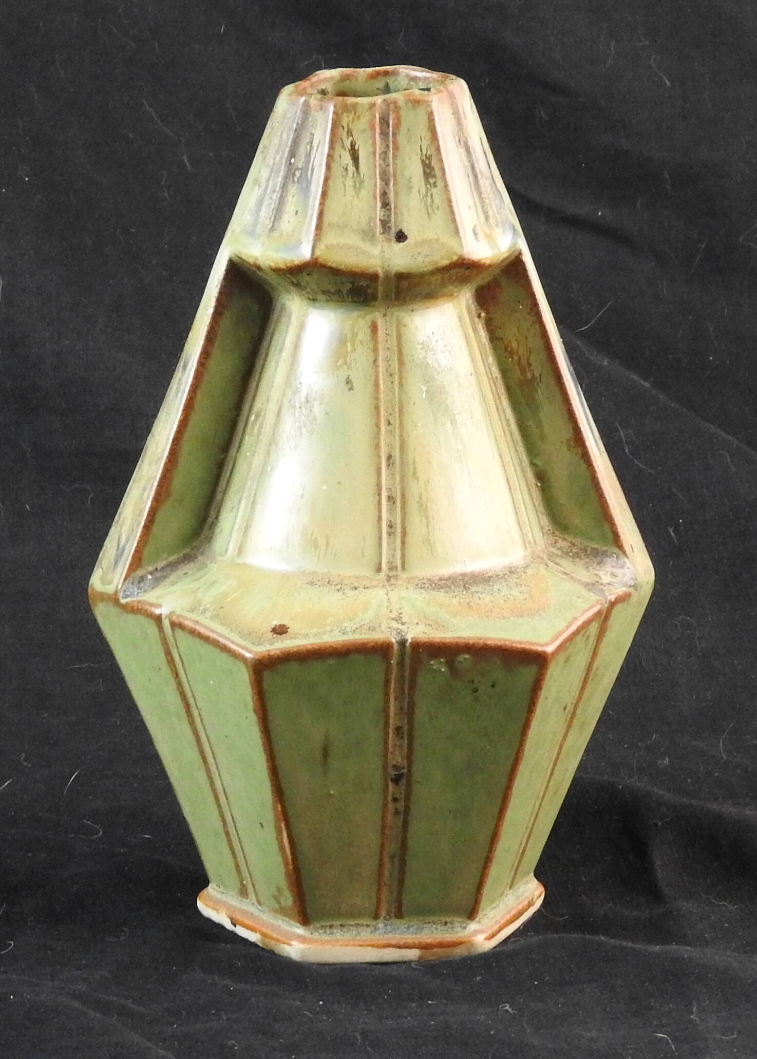 art deco vase in denbac sandstone number 241