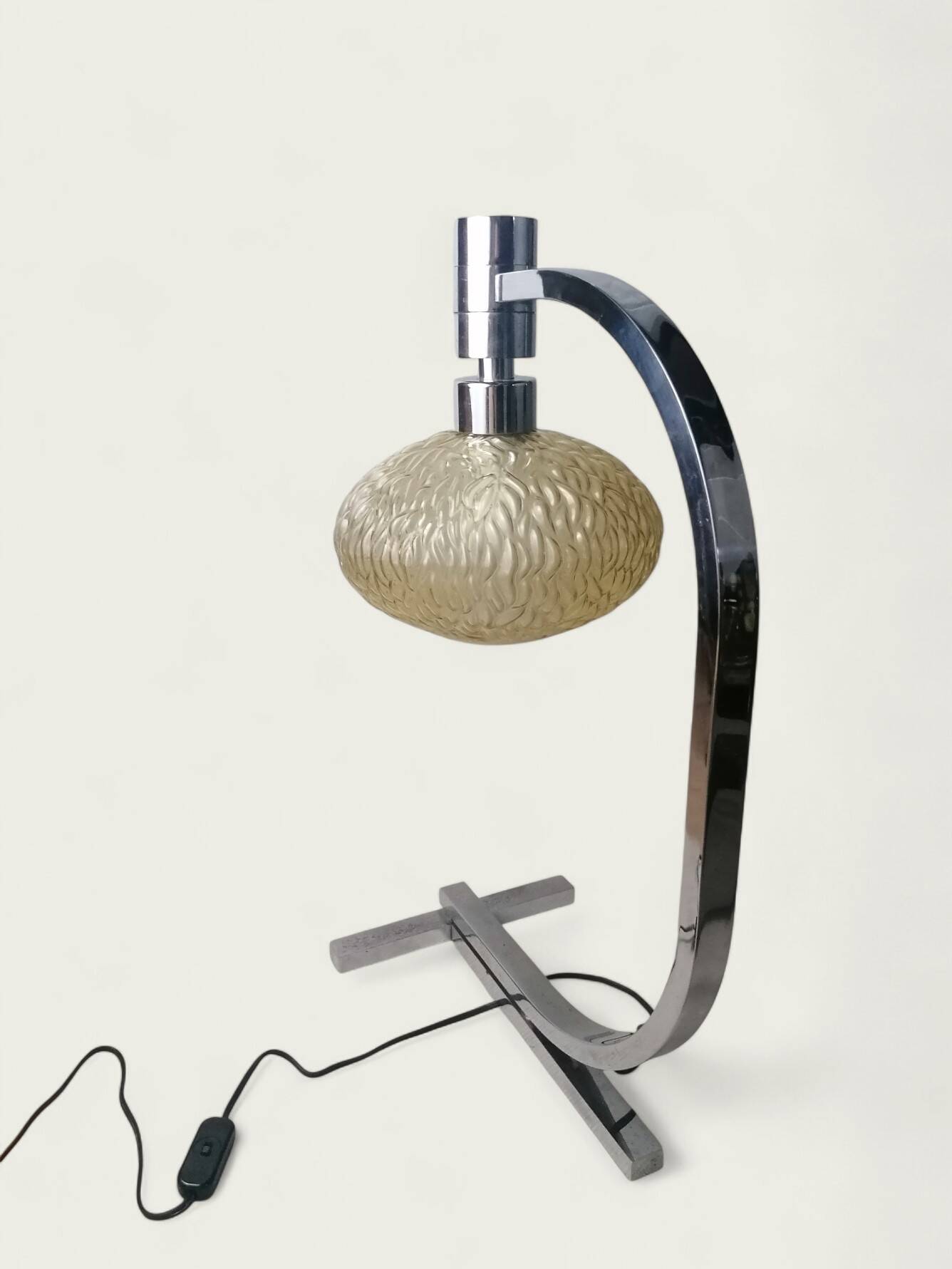 1970 designer lamp in chrome Franco Albini