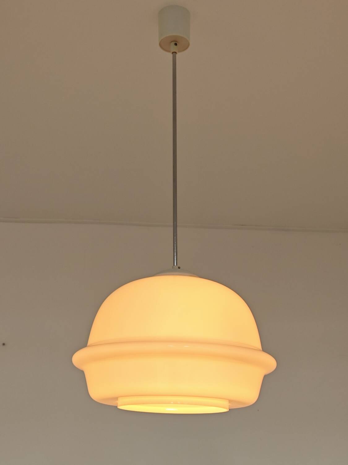 Suspension lamp "derby" in triplex opal glass – karel volf, osvě