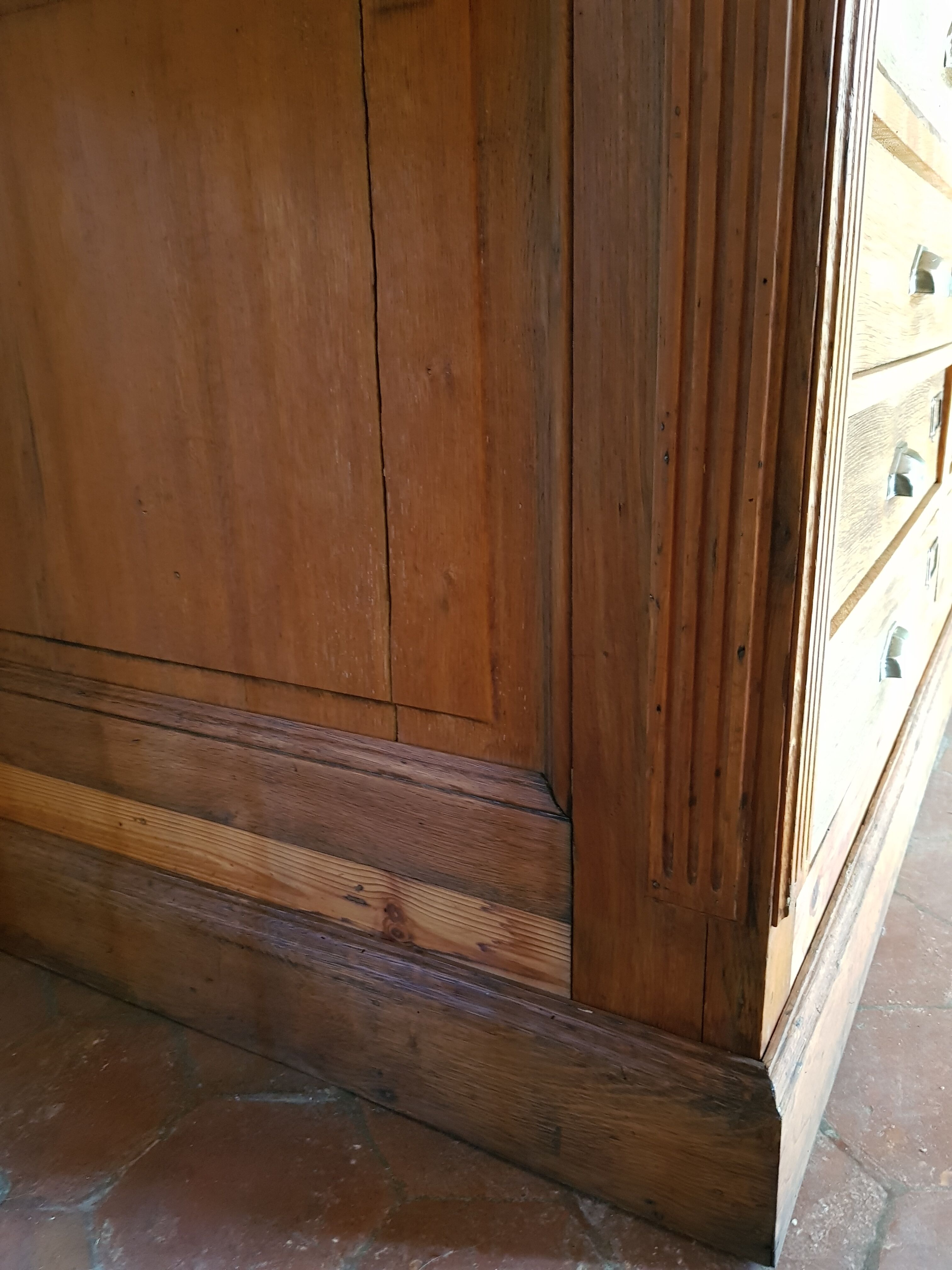 Furniture of trade with drawers