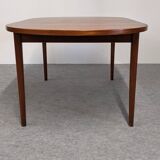 Oval extendable teak table by Nils Jonsson for Troeds 50s/60s