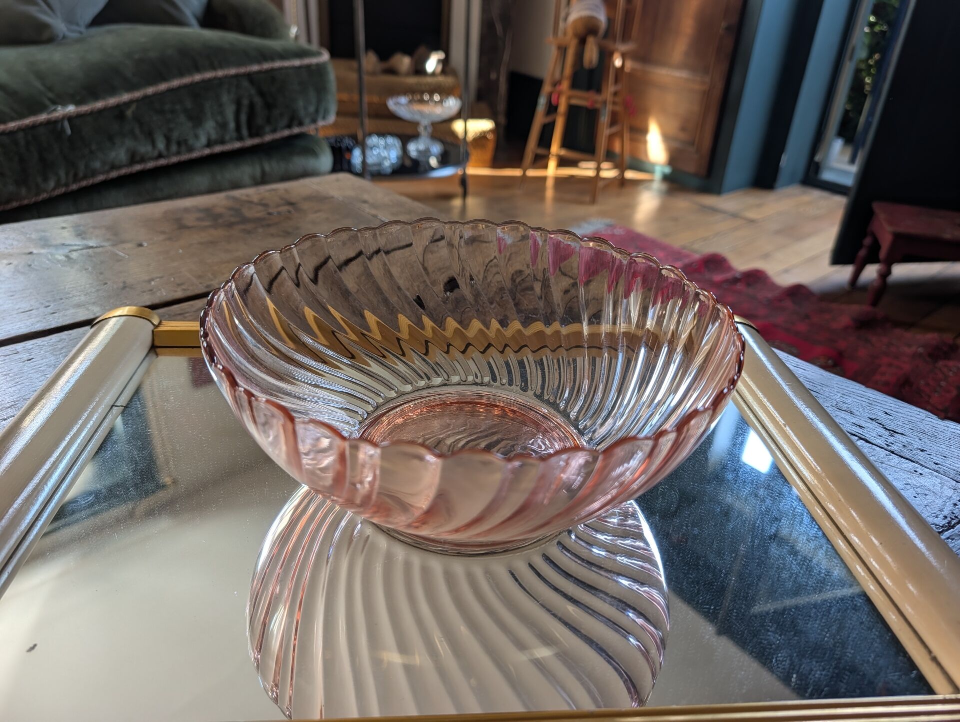 Saladier Arcoroc Rosaline rose – années 70