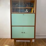 Green and wood secretary