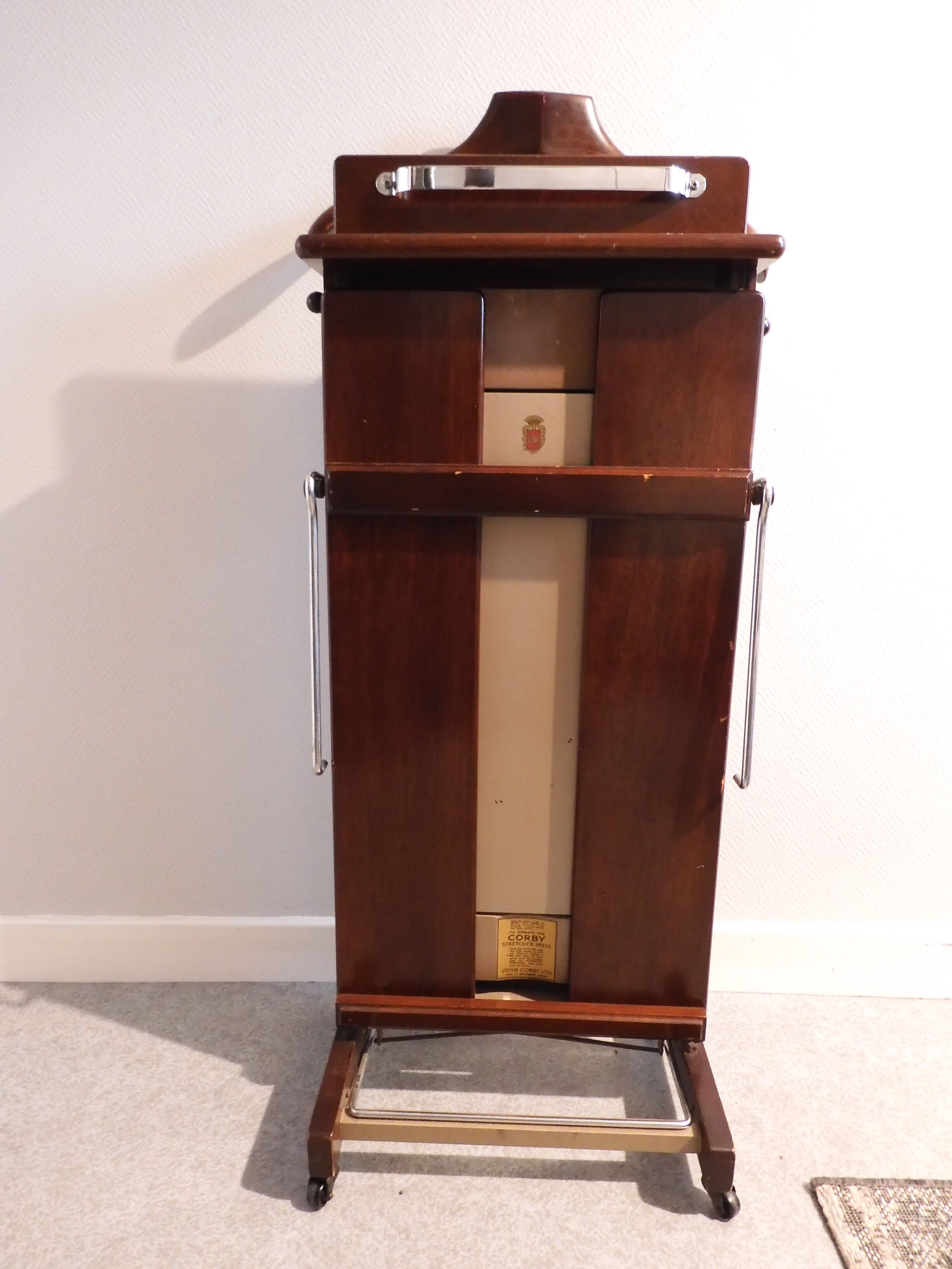 English vintage valet "Corby" year 60