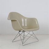 Rare Herman Miller / Charles & Ray Eames “LAR” fiberglass armchair on “Cat’s Cradle Base” / 1950s-1960s